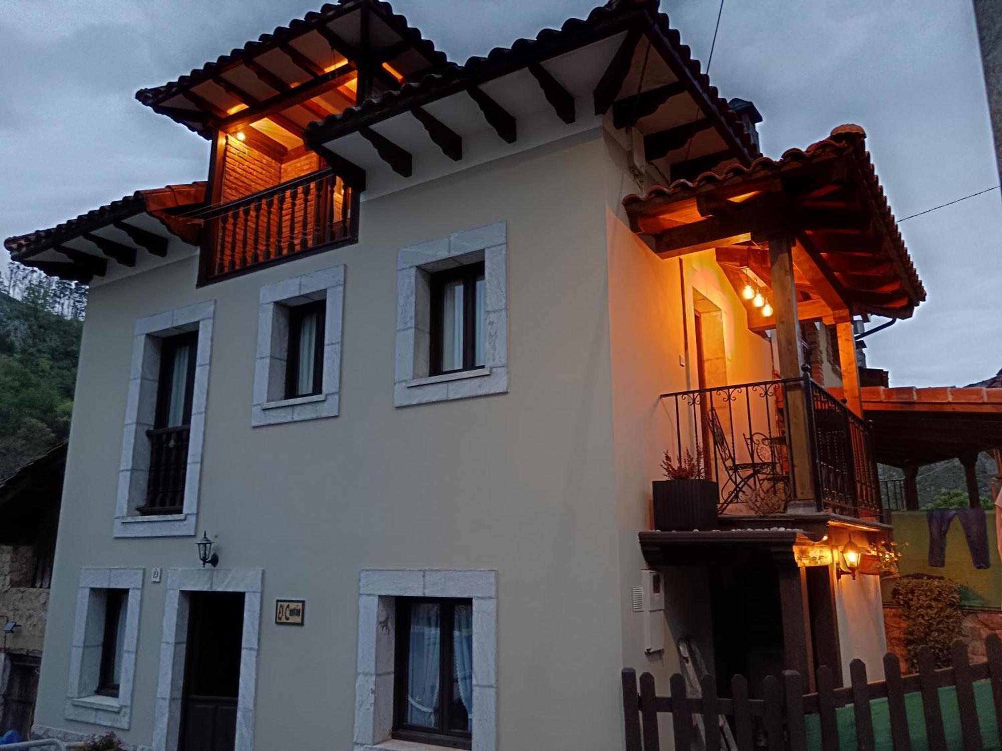 Casa Rural El Canton Cangas de Onis Exterior photo